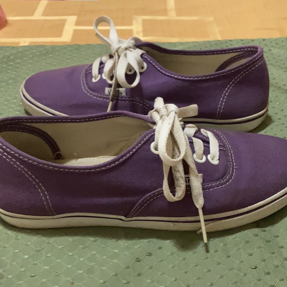 GREAT VANS SHOES